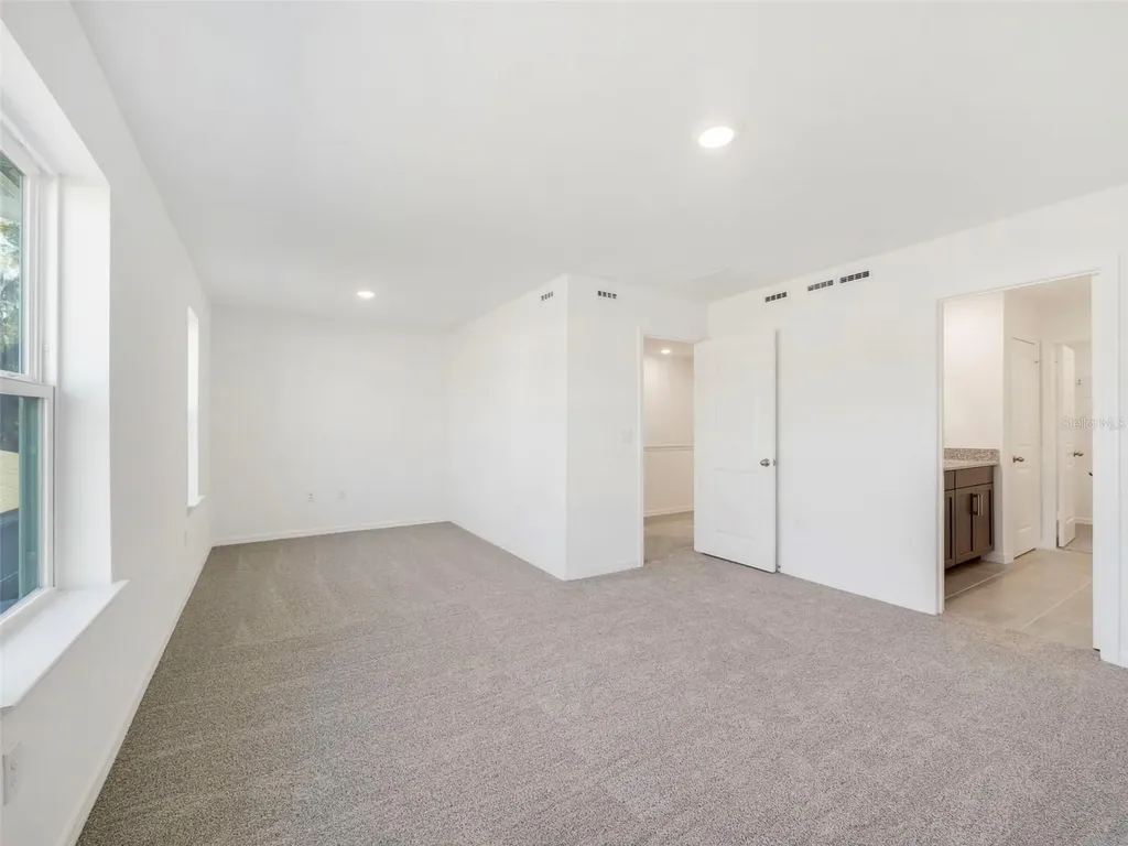 663 Clark Street Oviedo FL 32765