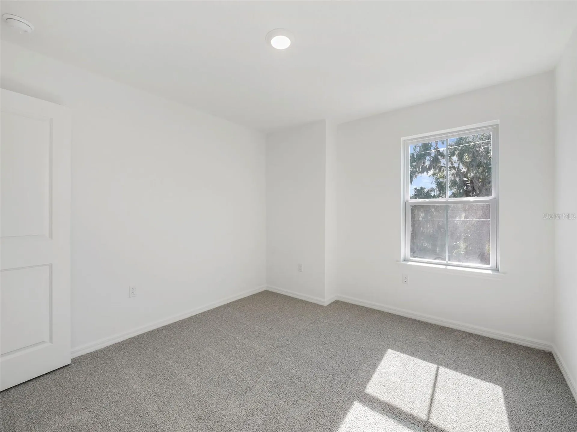 663 Clark Street Oviedo FL 32765