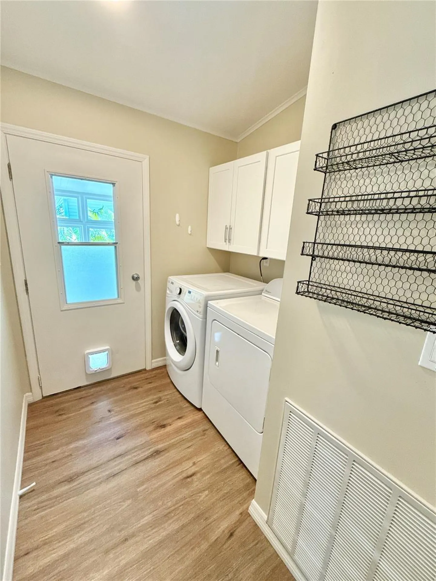 7049 Mount Essex Drive NE St Petersburg FL 33702