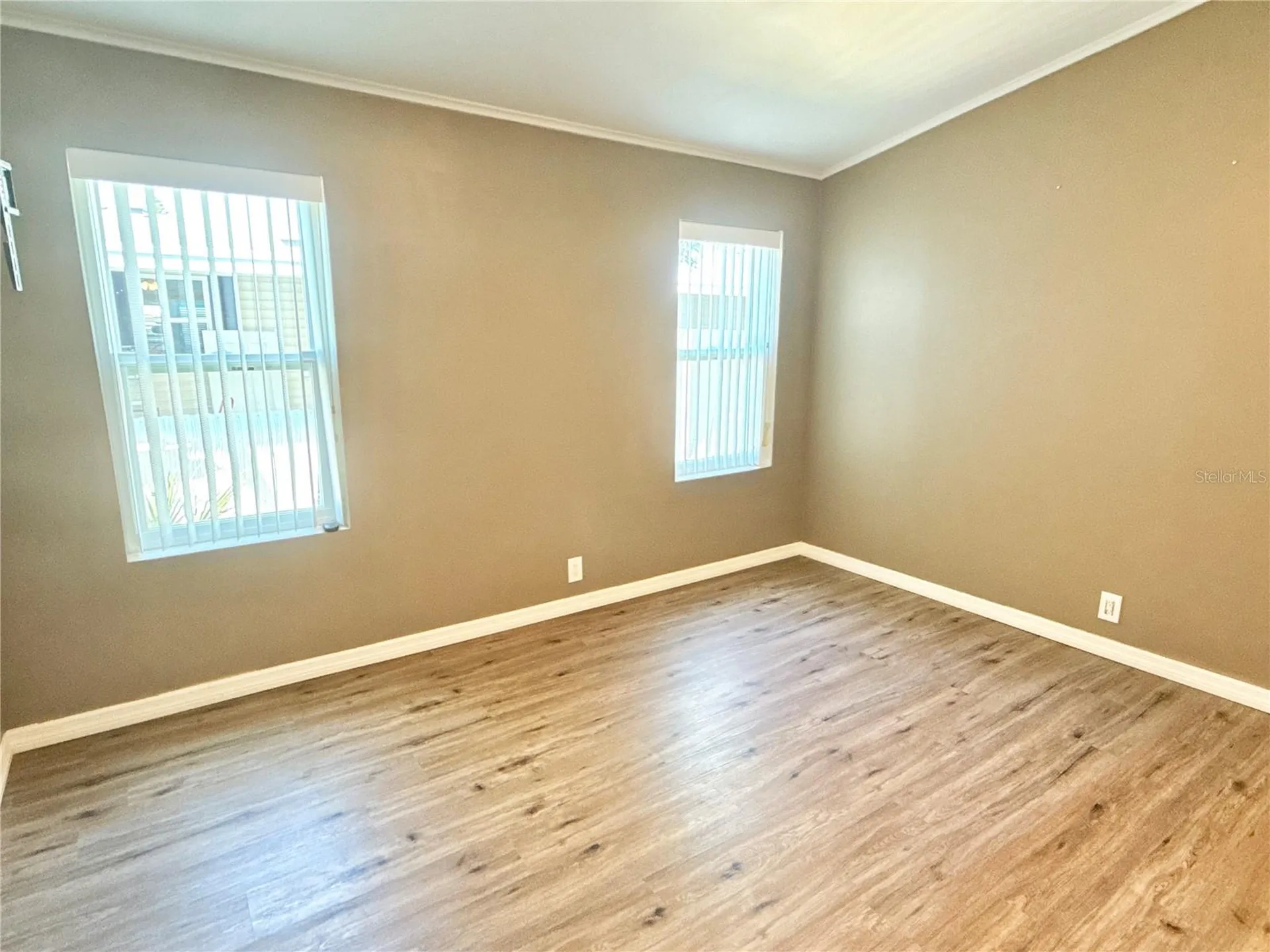 7049 Mount Essex Drive NE St Petersburg FL 33702