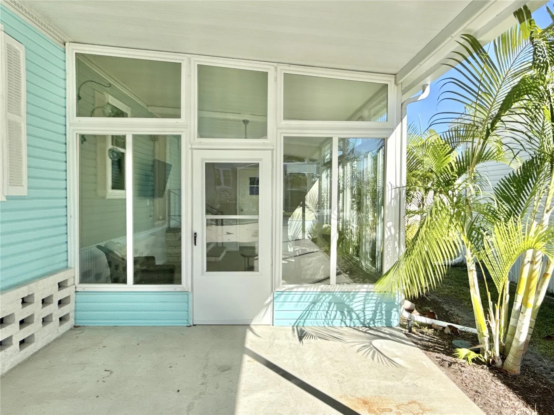 7049 Mount Essex Drive NE St Petersburg FL 33702