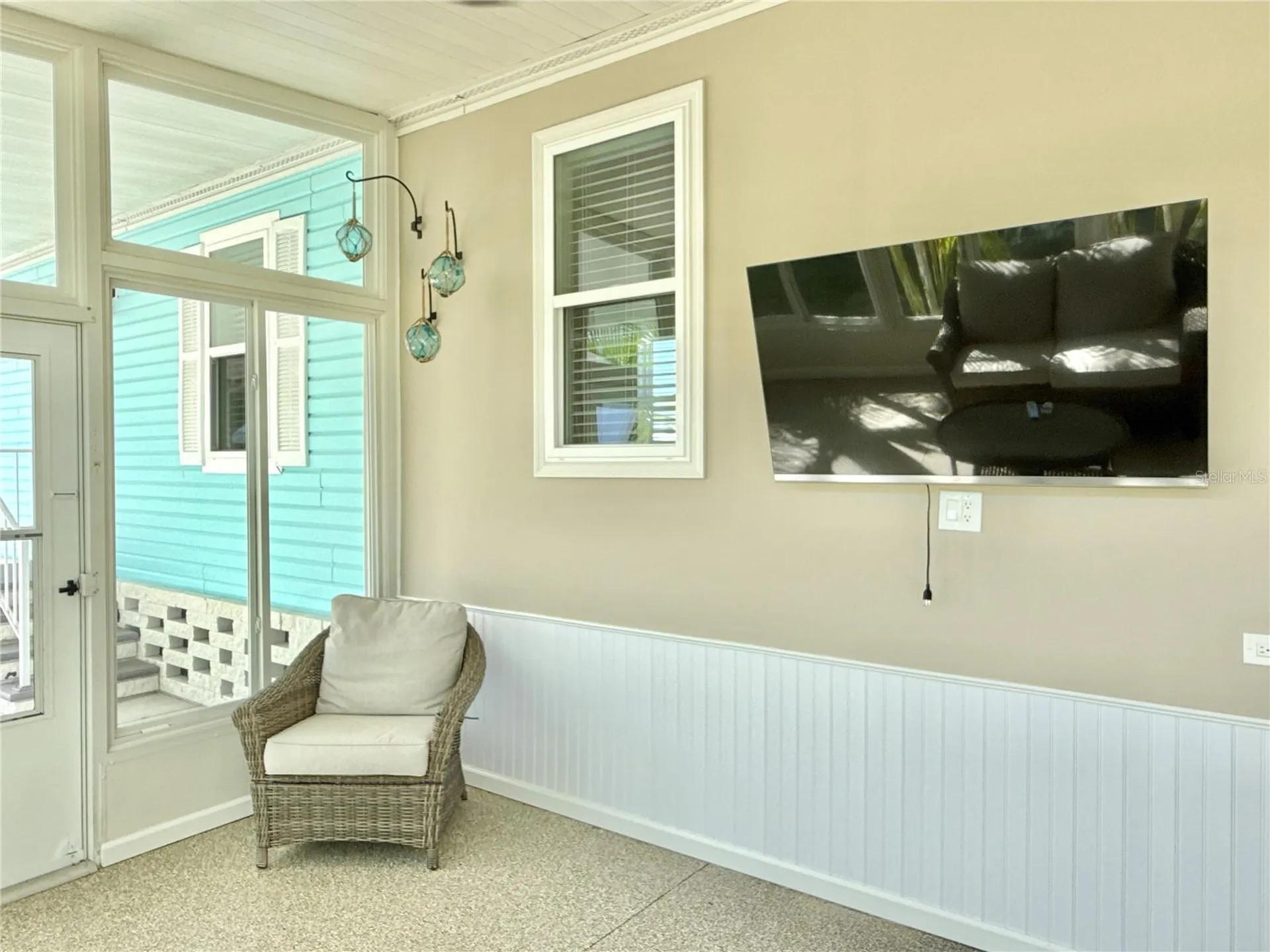 7049 Mount Essex Drive NE St Petersburg FL 33702