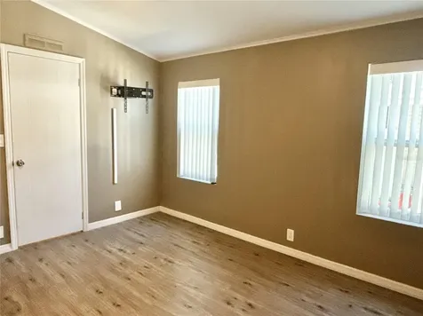 7049 Mount Essex Drive NE St Petersburg FL 33702