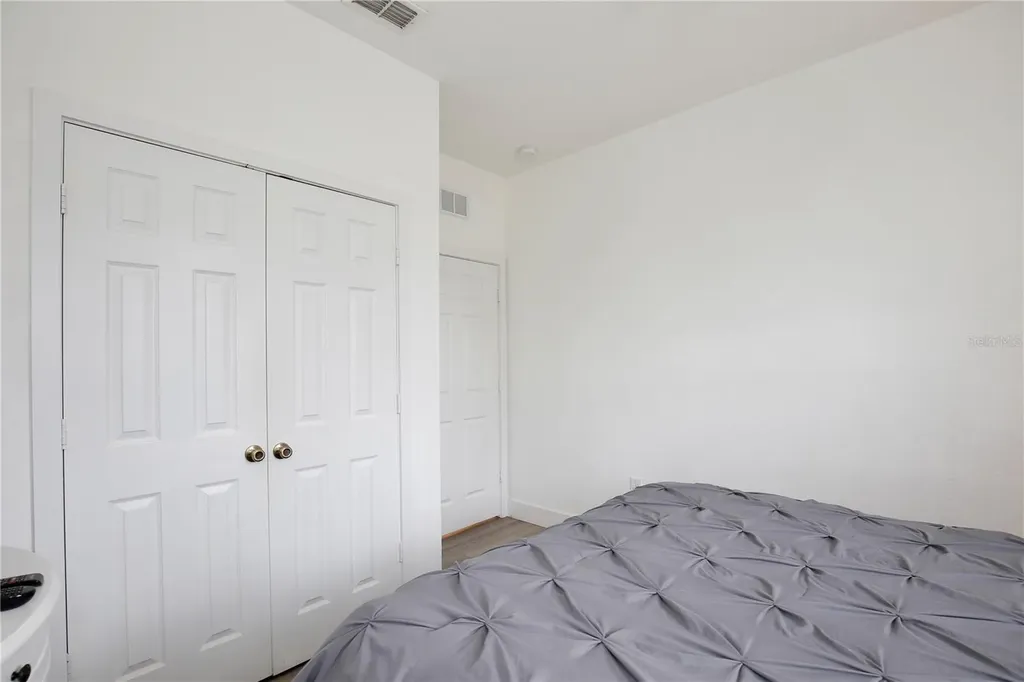 2821 Almaton Loop Kissimmee FL 34747