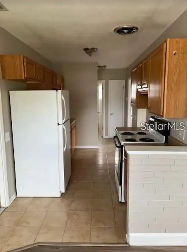 3697 59th Way N St Petersburg FL 33710