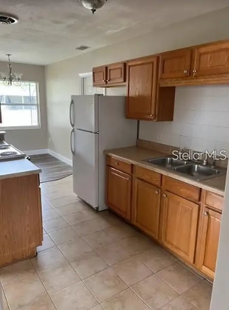 3697 59th Way N St Petersburg FL 33710