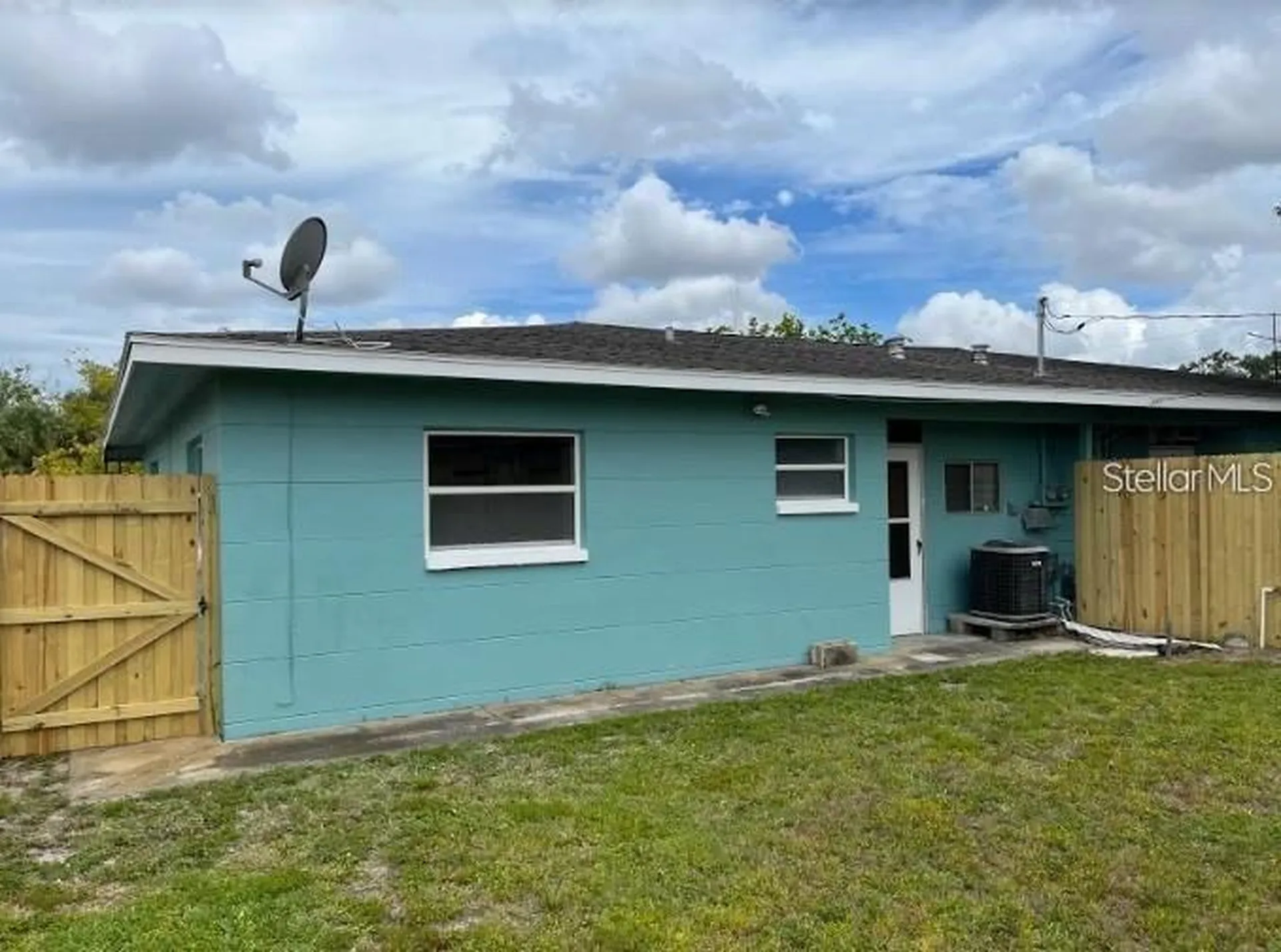 3697 59th Way N St Petersburg FL 33710