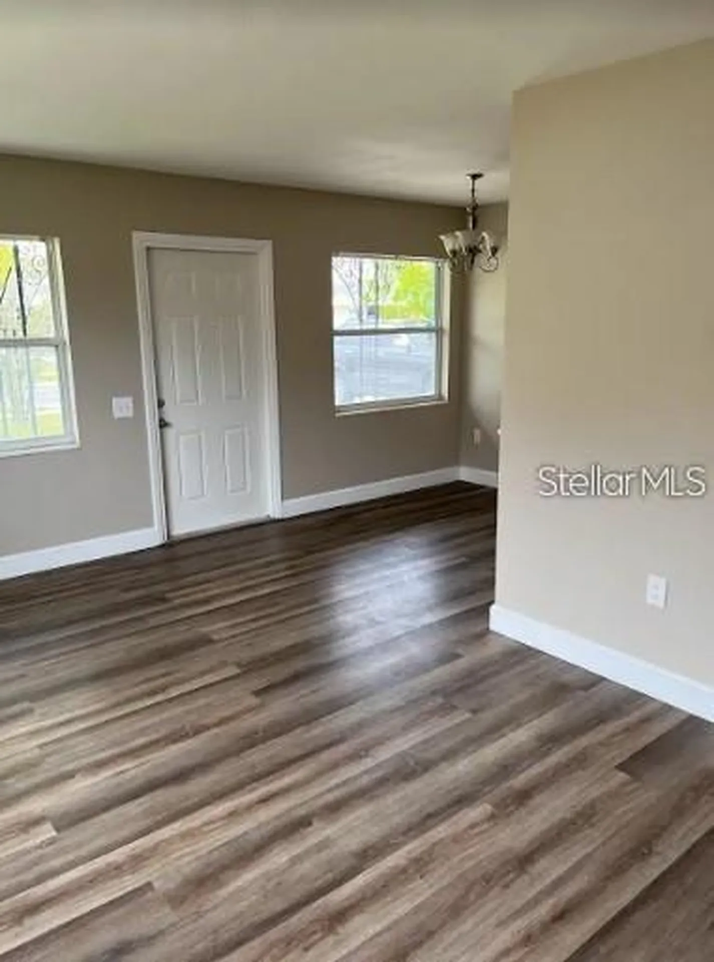 3697 59th Way N St Petersburg FL 33710