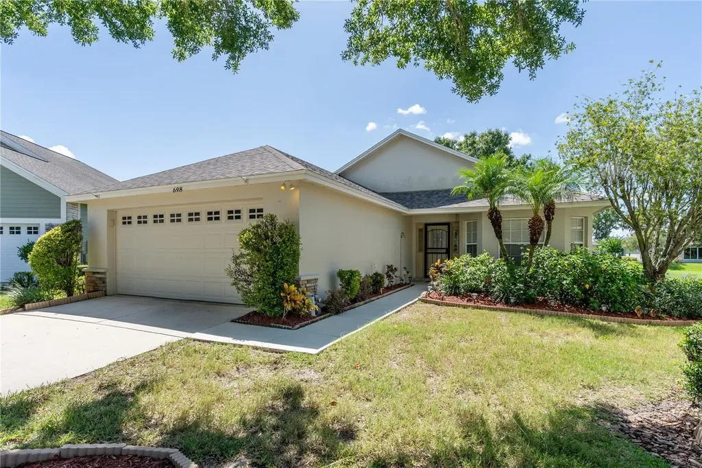 698 Lake Clark Place Lakeland FL 33813