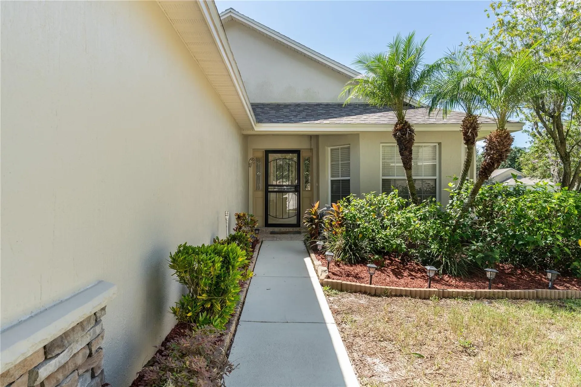 698 Lake Clark Place Lakeland FL 33813