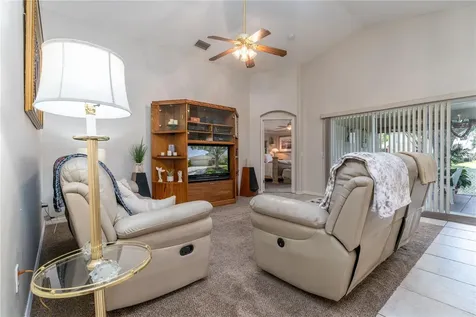 698 Lake Clark Place Lakeland FL 33813