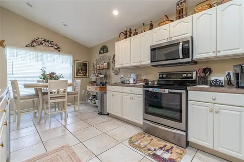 698 Lake Clark Place Lakeland FL 33813