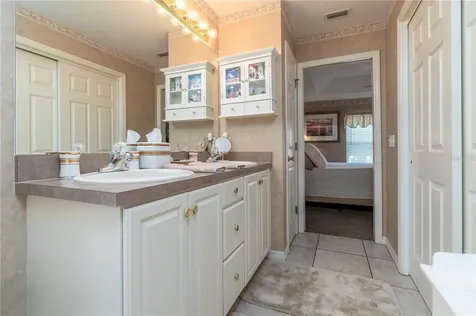 698 Lake Clark Place Lakeland FL 33813