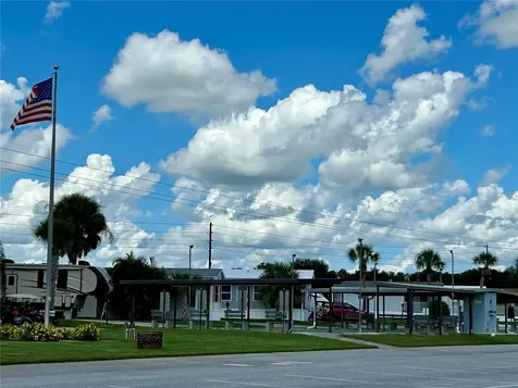 1112 Feather Lane Bowling Green FL 33834