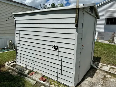 1112 Feather Lane Bowling Green FL 33834
