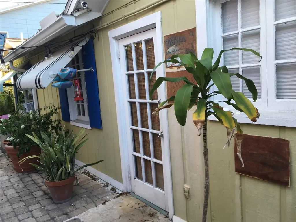 628 Mandalay Avenue Clearwater Beach FL 33767