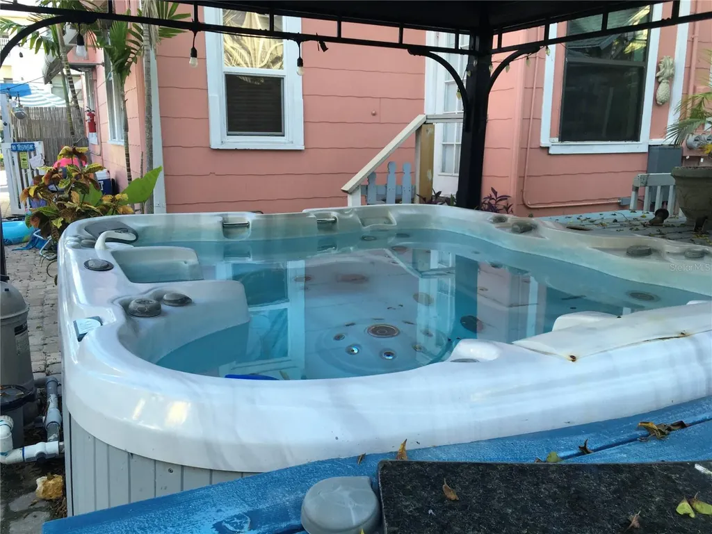 628 Mandalay Avenue Clearwater Beach FL 33767