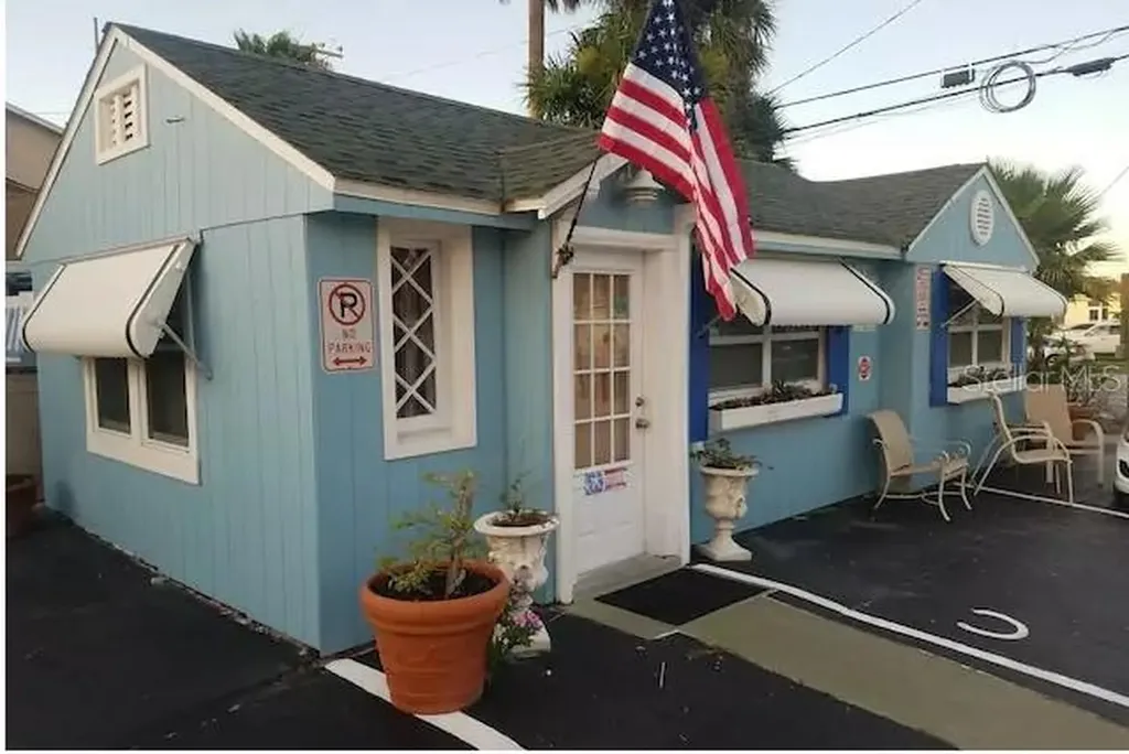 628 Mandalay Avenue Clearwater Beach FL 33767