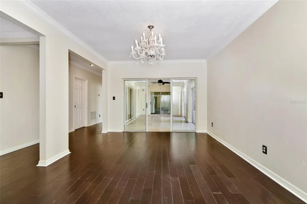 5925 Chesapeake Park Orlando FL 32819