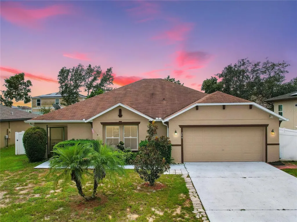306 Salmon Court Kissimmee FL 34759