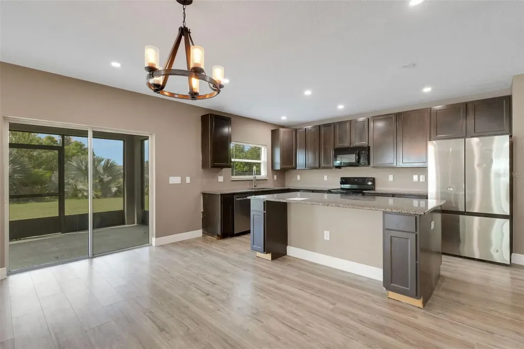 2436 Sand Gables Trail Bradenton FL 34208