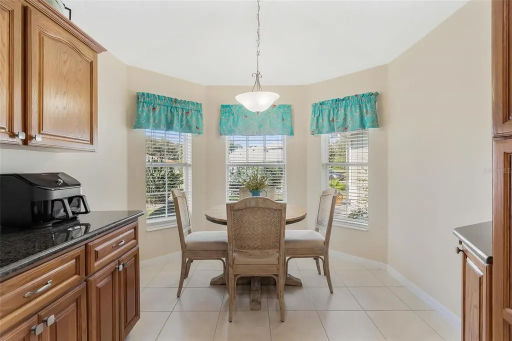5486 Bounty Circle Tavares FL 32778