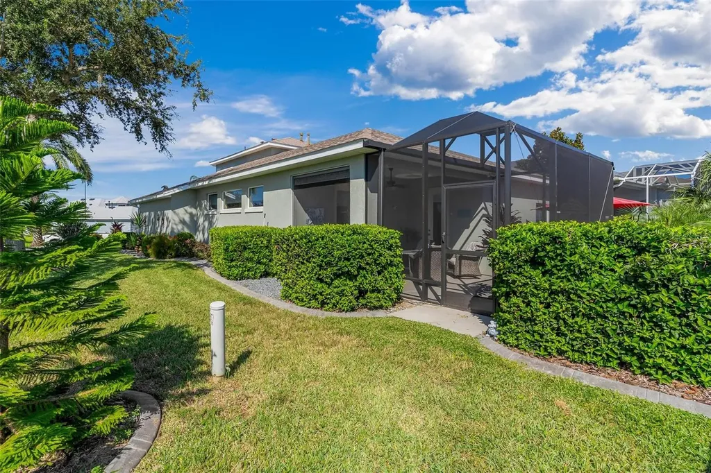 5486 Bounty Circle Tavares FL 32778