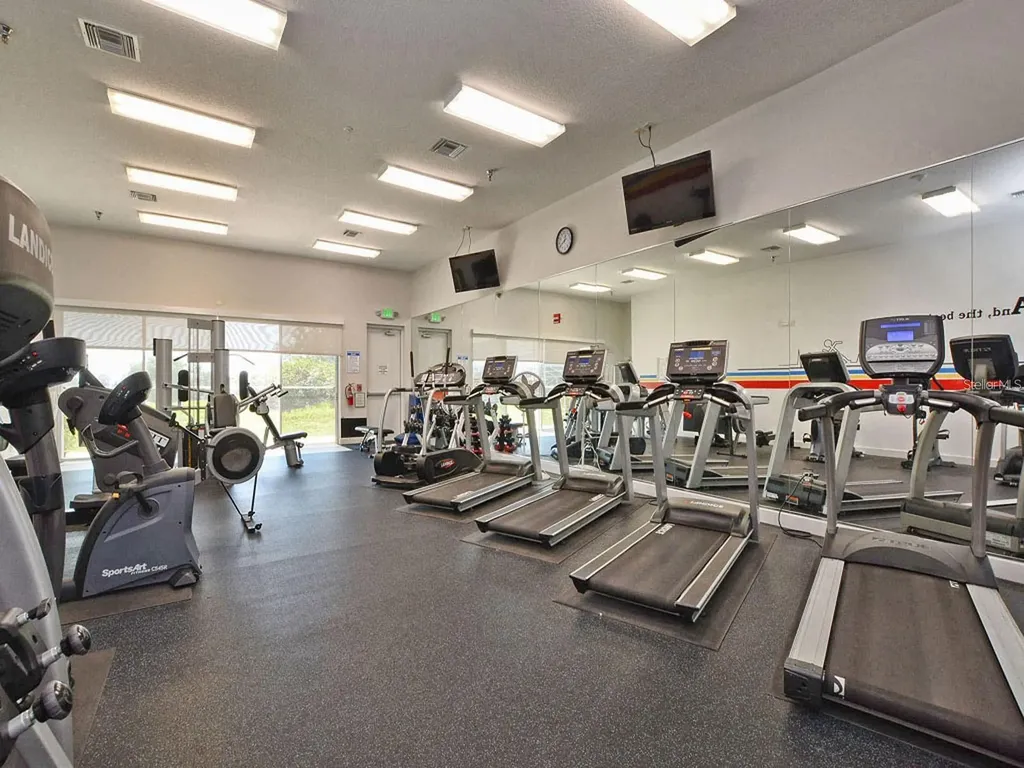 5486 Bounty Circle Tavares FL 32778