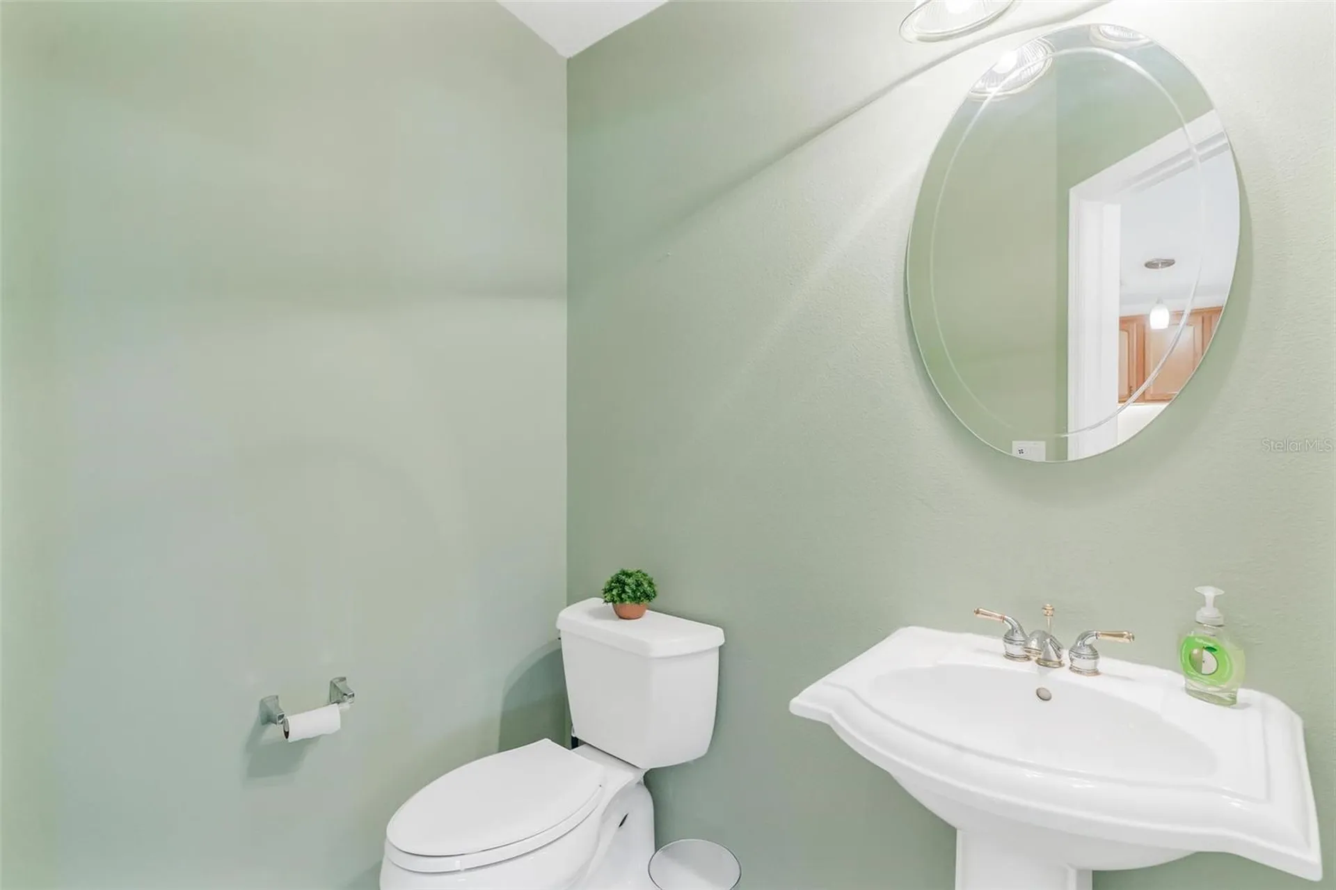 5486 Bounty Circle Tavares FL 32778