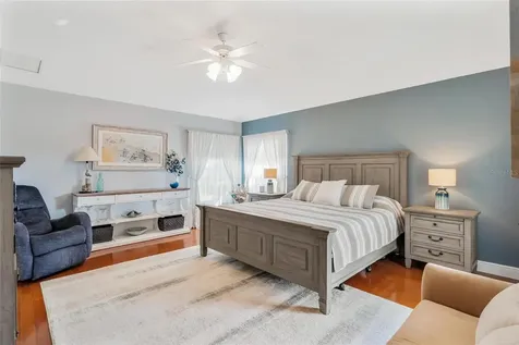 5486 Bounty Circle Tavares FL 32778
