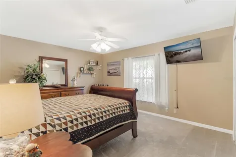 5486 Bounty Circle Tavares FL 32778