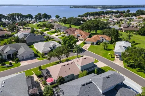 5486 Bounty Circle Tavares FL 32778