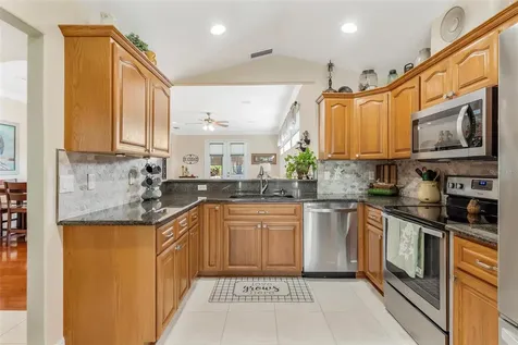5486 Bounty Circle Tavares FL 32778