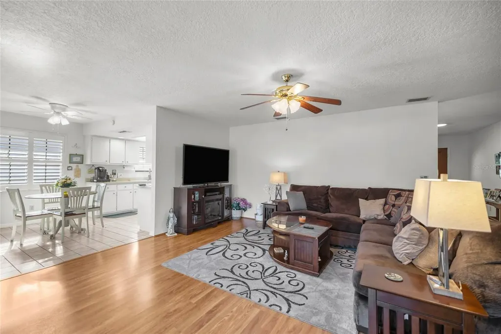 2045 SE 32nd Street Ocala FL 34471