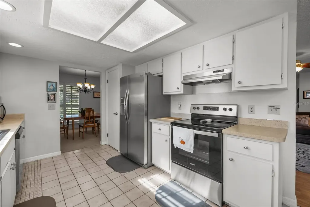 2045 SE 32nd Street Ocala FL 34471