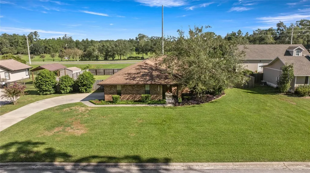 2045 SE 32nd Street Ocala FL 34471