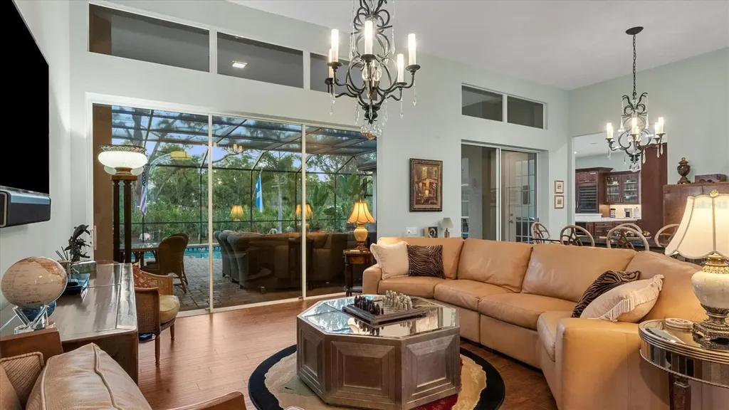 8214 Regents Court University Park FL 34201