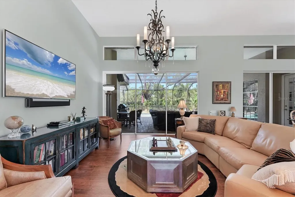 8214 Regents Court University Park FL 34201