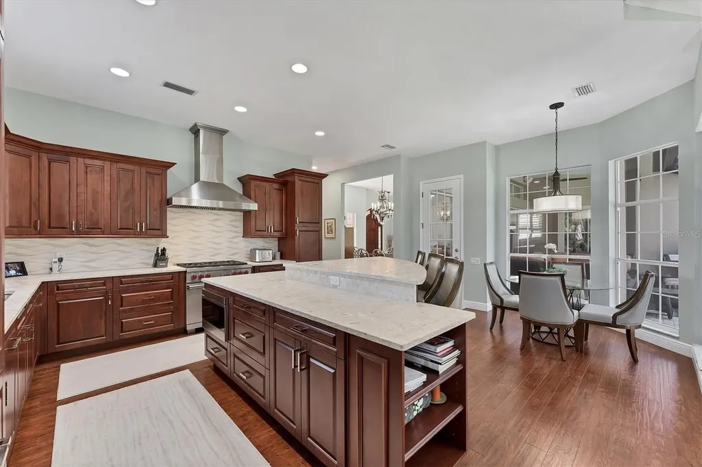 8214 Regents Court University Park FL 34201