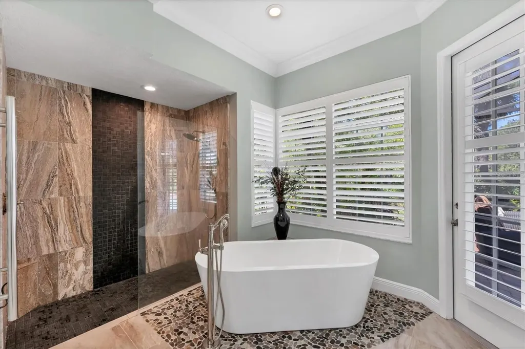 8214 Regents Court University Park FL 34201