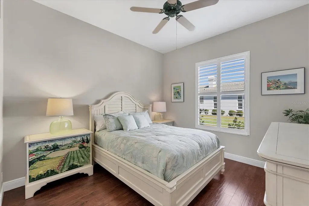 8214 Regents Court University Park FL 34201