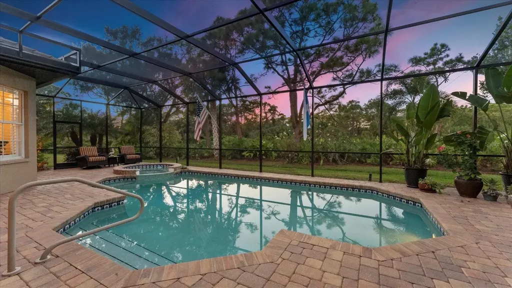 8214 Regents Court University Park FL 34201