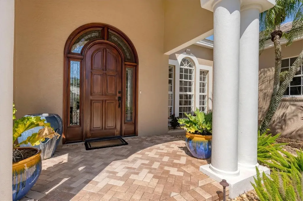 8214 Regents Court University Park FL 34201