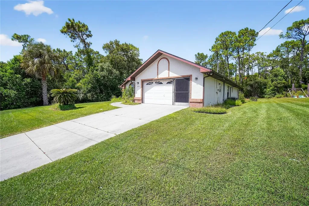 8959 Hernando Way Weeki Wachee FL 34613
