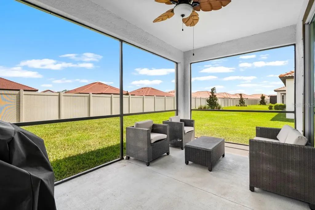 17206 Star Banks Street Wimauma FL 33598