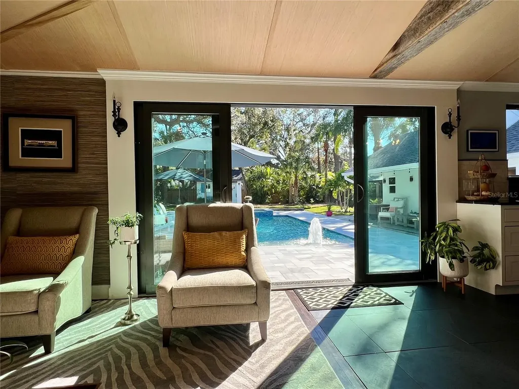 225 President Street Dunedin FL 34698