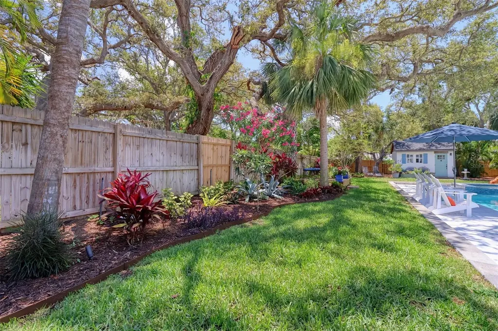 225 President Street Dunedin FL 34698