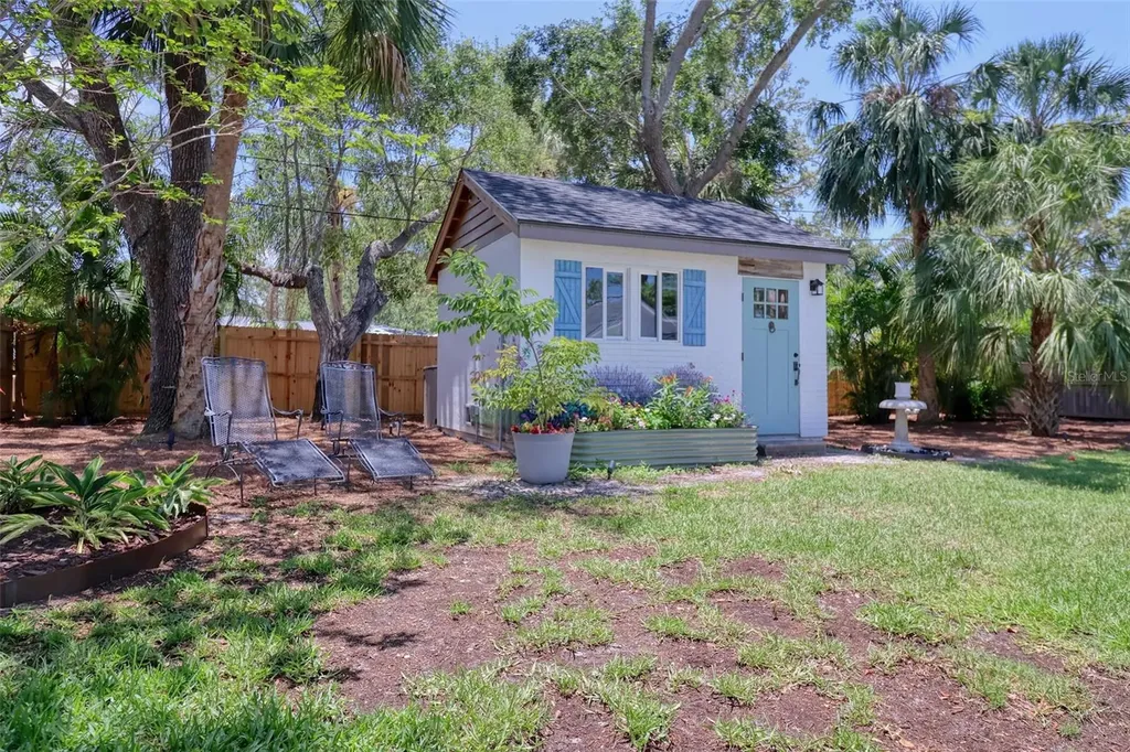 225 President Street Dunedin FL 34698