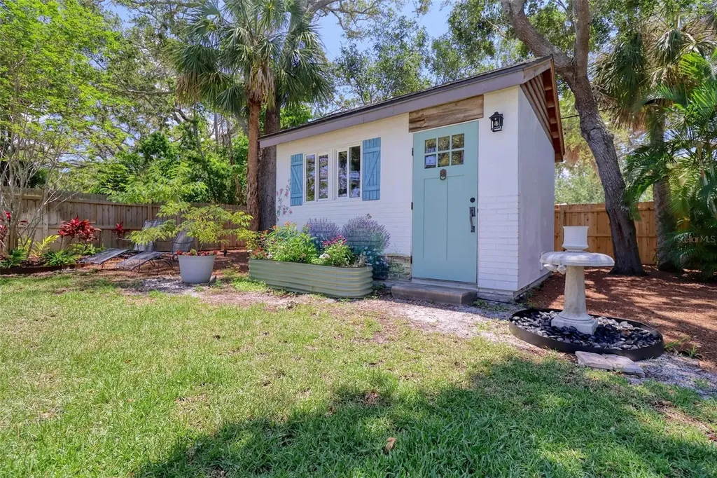 225 President Street Dunedin FL 34698