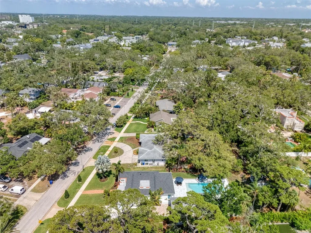 225 President Street Dunedin FL 34698